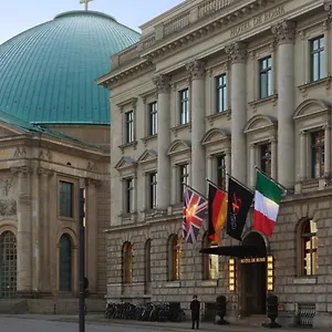 Rocco De Rome Отель Берлин