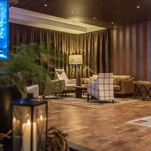 4* Отель Peterhof - Urban Lifestyle